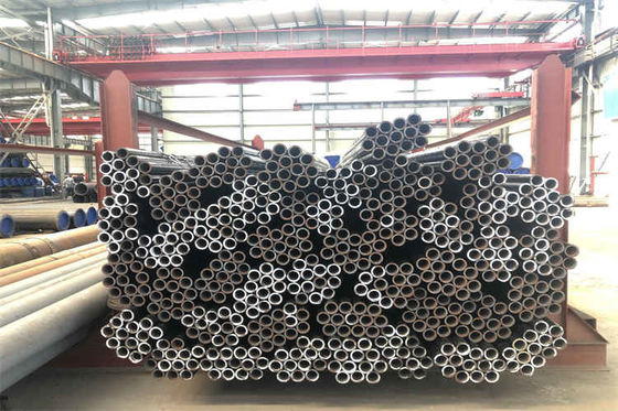 Rohr aus nahtlosem Stahl aus Legierung für den Hafen von Tianjin mit einer Wandstärke von 2 mm 60 mm