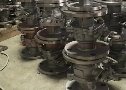 Temperatur-Stahl-Gatterventil Doppel-Wiegel-Design mit verschraubter Motorhaube