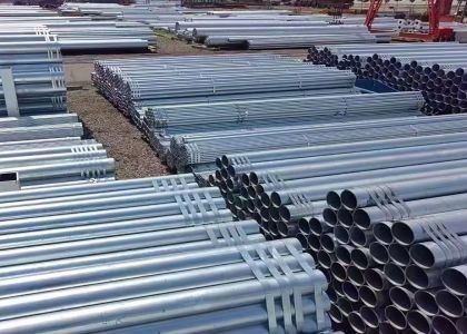 OEM galvanisierte Stahlrohre nahtlose Rohre für schwarze Anti-Rost-Bemalung