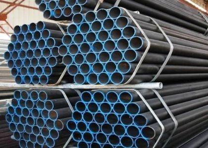 Anpassung an ASTM A53 Standard nahtloses Rohr mit schwarzem Lackierdienst