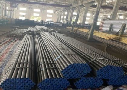 ASTM A210 Wärmetauscher Stahlröhre mit angepasstem Außendurchmesser mit DIN-Zertifikat