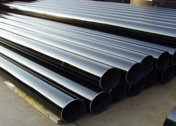 ASTM A53 Schwarz lackiert Längsschweißgeschweißtes Stahlrohr 21.3mm-660mm OD