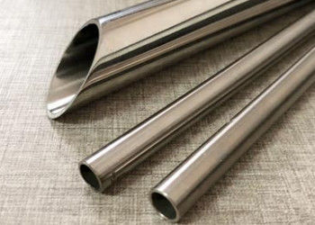 Rohrleitung aus Edelstahl 2500 mm Länge mit Kaltwalztechnik
