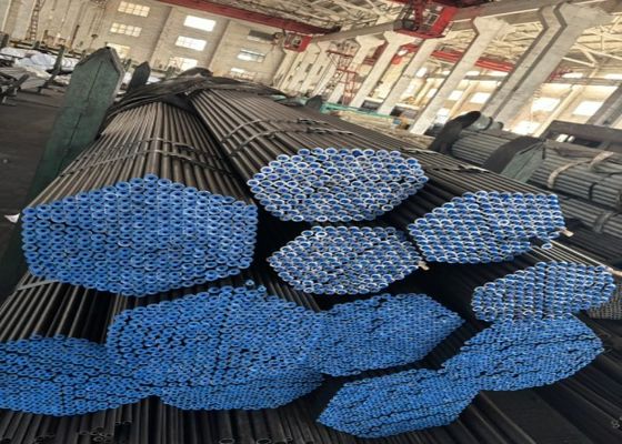GB/T8162 Standardseamless Steel Pipe mit schwarzer Lackierung und ±10% Toleranz