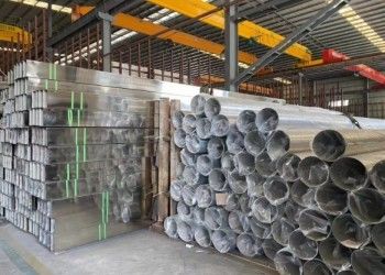 Edelstahlrohre mit Gewindeenden, Wandstärke 0,3 mm - 150 mm, Oberflächenausführung BA/2B/NO.1/NO.3/NO.4