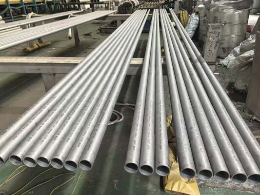 Nahtloses Stahlrohr mit 2 mm bis 60 mm Wandstärke, FBE-Beschichtung und kundenspezifischer Länge für industrielle Anwendungen