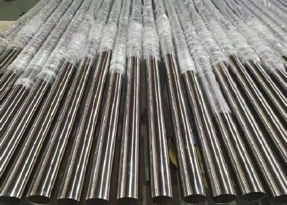 ASTM A335 legierter Stahlrohr mit hoher Druckbeständigkeit und korrosionsbeständiger lösungsgeglühter Ausführung für industrielle Anwendungen