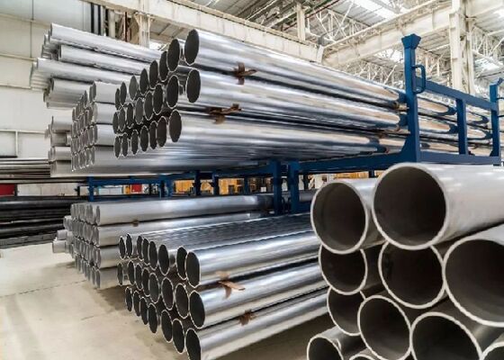 ASTM A335 legierter Stahlrohr mit hoher Druckbeständigkeit und korrosionsbeständiger lösungsgeglühter Ausführung für industrielle Anwendungen