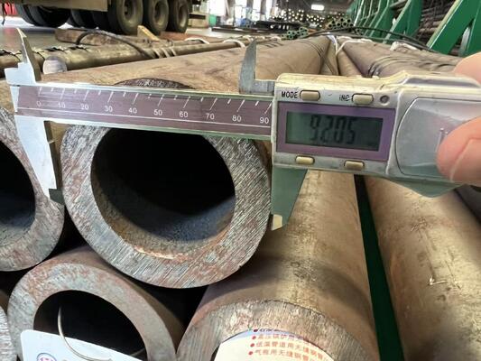 Kaltgezogene Wärmetauscher Stahlröhre mit 0,7-30 mm Wanddicke und rundem Aufbau für die industrielle Wärmeübertragung